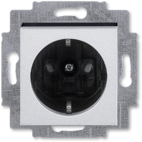 Розетка с заземлением без рамки ABB EPJ Levit 1-м. шторки серебро/дымчатый чёрный фото Розетка с заземлением без рамки ABB EPJ Levit 1-м. шторки серебро/дымчатый чёрный картинка